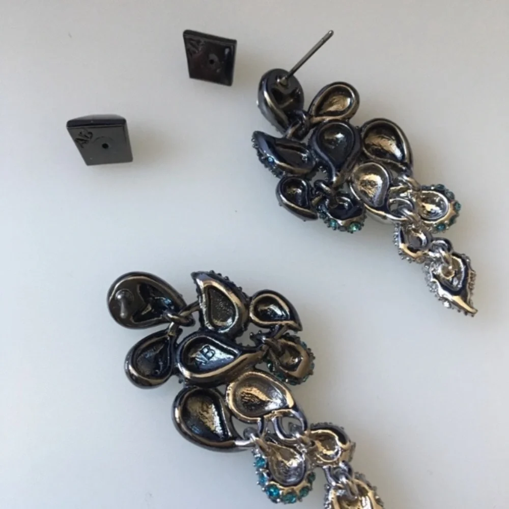 ALEXIS BITTAR • Gunmetal Blue Ombre Crystal Paisley Articulated Post Earrings